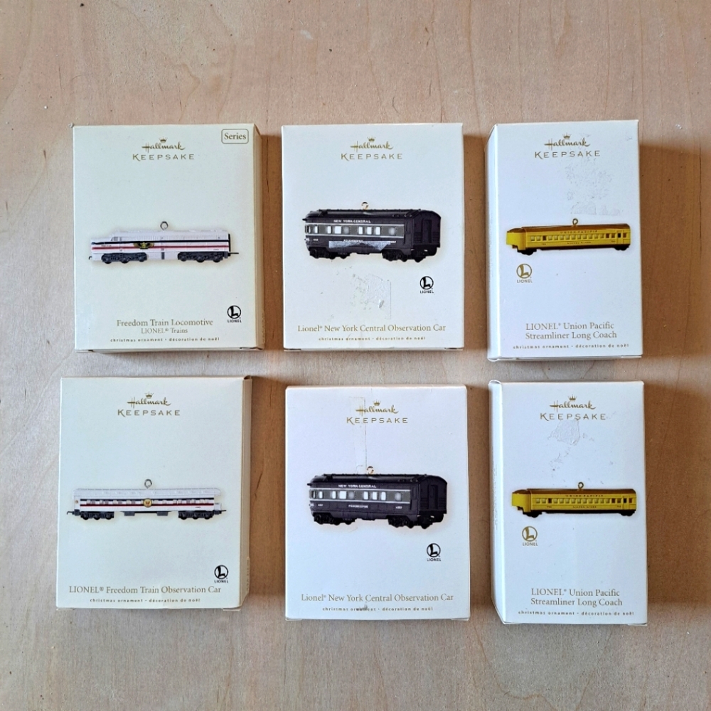 Hallmark Keepsake Train Ornament Set